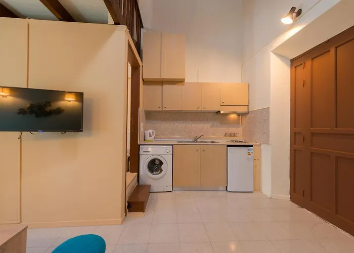 The Old Town Neighbourhood