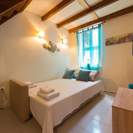 Apartman The Old Town Neighbourhood