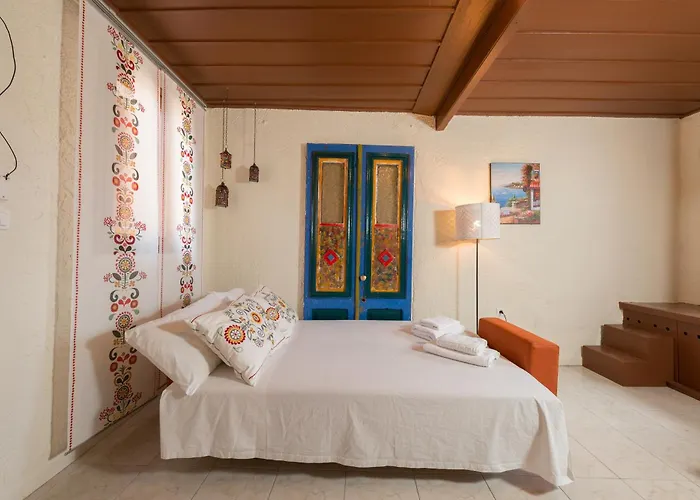 The Old Town Neighbourhood